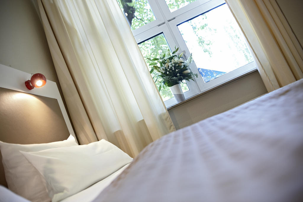 Hotel Domicil Hamburg By Golden Tulip Exteriör bild