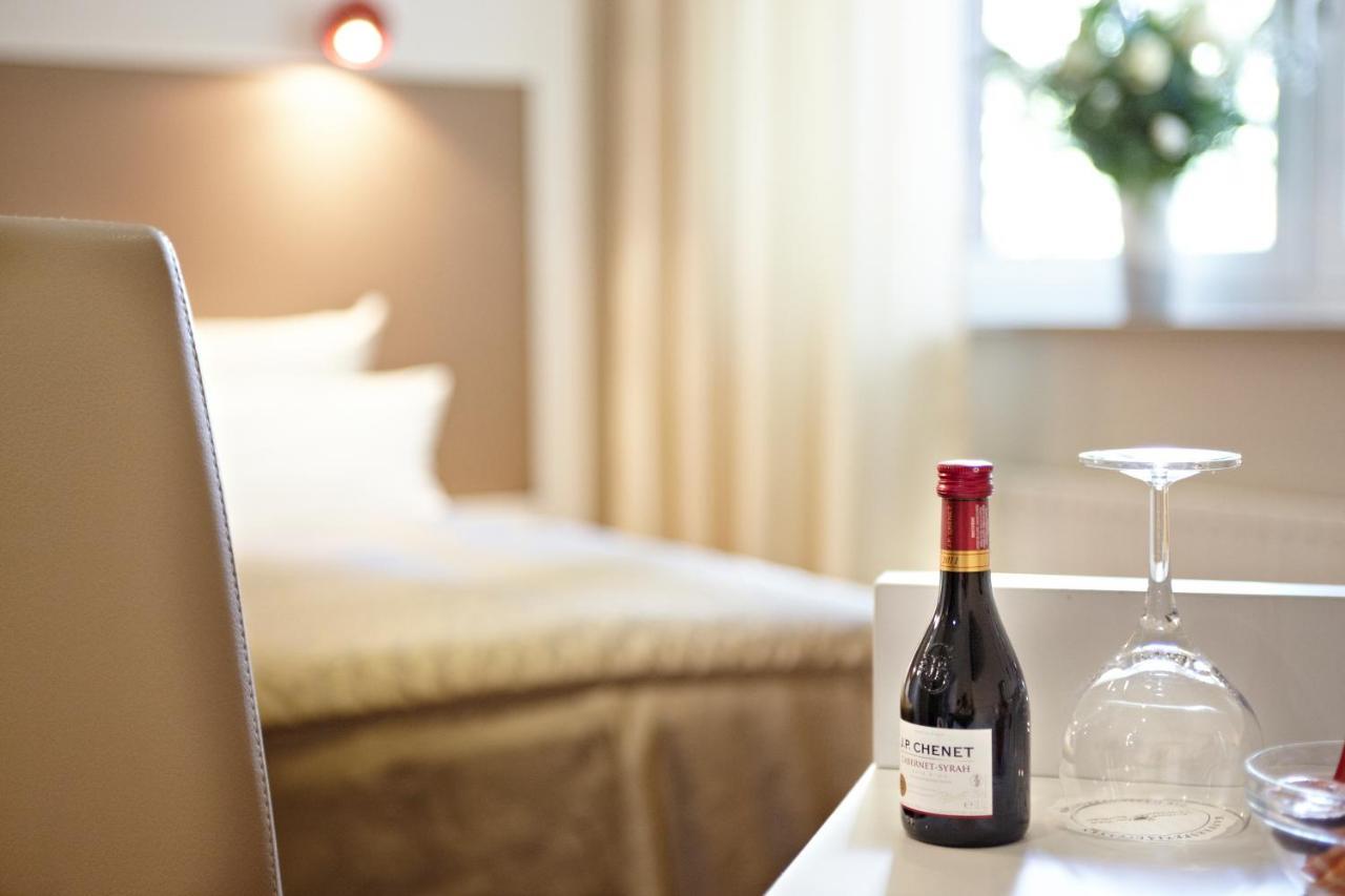 Hotel Domicil Hamburg By Golden Tulip Rum bild